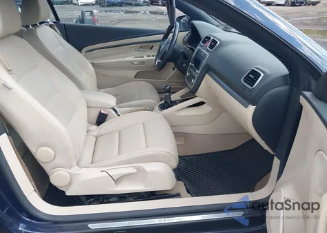 2011 Volkswagen Eos Komfort из США, поврежденный, VIN WVWAA7AH8BV000901